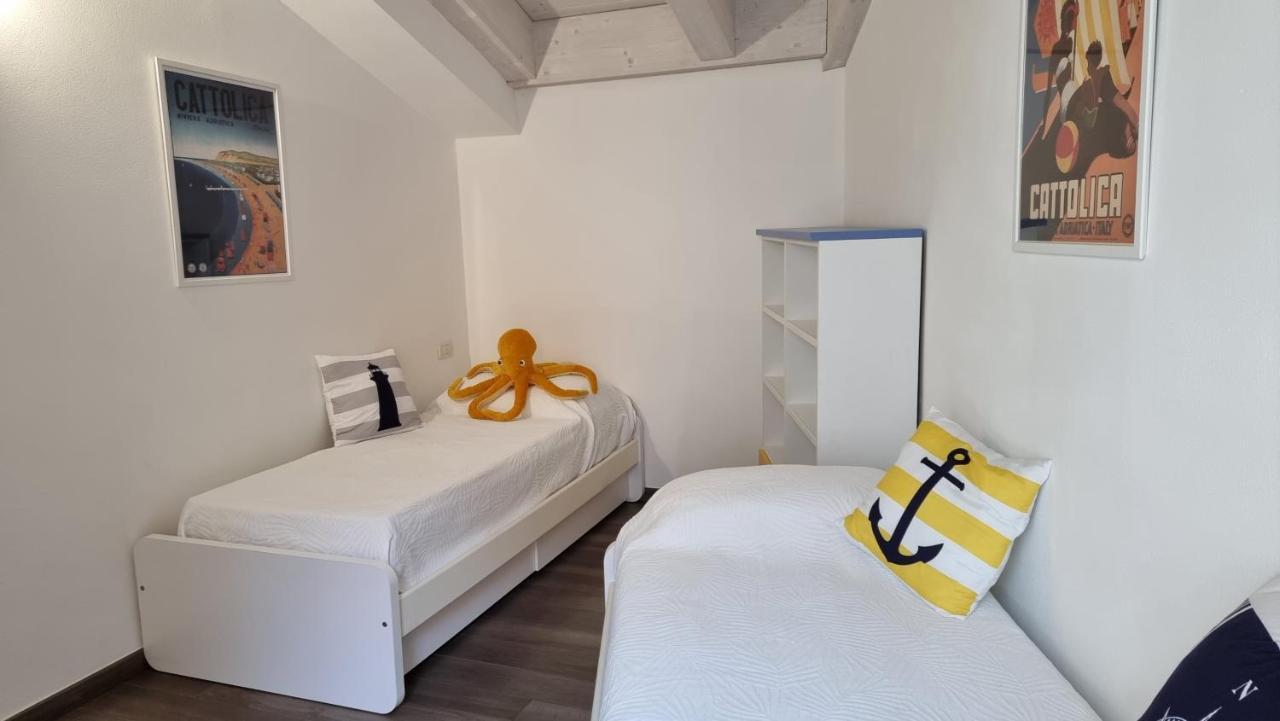 Luxury Design Di Clickaffitti Apartment